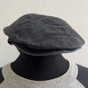 Vintage faded black beret hat
